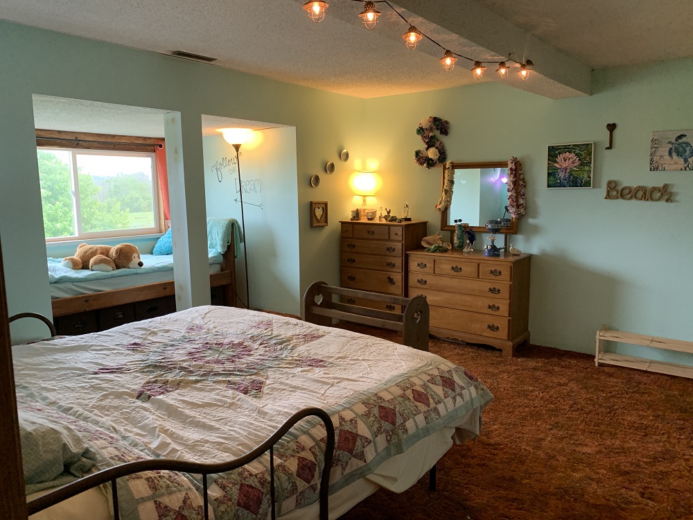 Apartment 2A Bedroom with King Bed